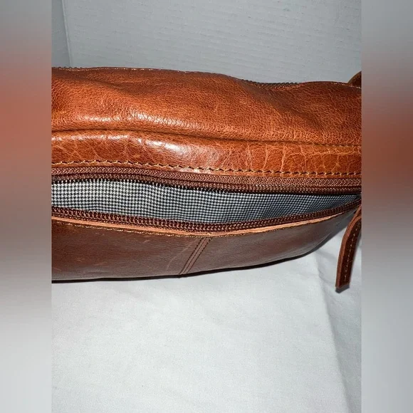 🔥🔥🔥 Spikes & Sparrow Genuine Leather Waist Belt Bag HANDS FREE Brandy New - Picture 6 of 14